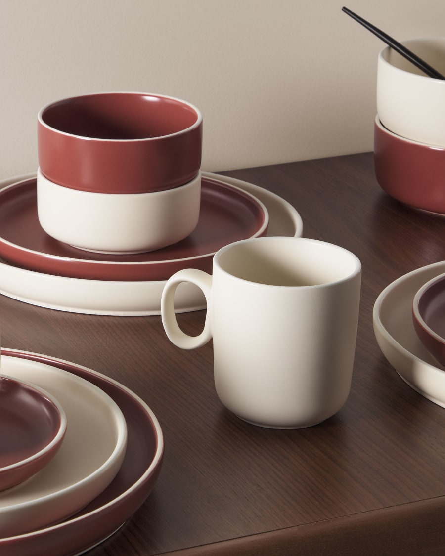 Roperta porcelain coffee cup in beige
