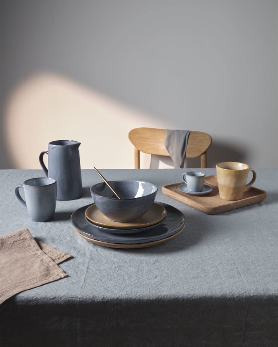 Airena flat ceramic plate in blue