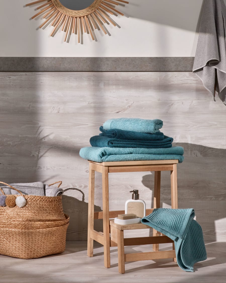 Miekki large bath towel light turquoise Kave Home Ireland