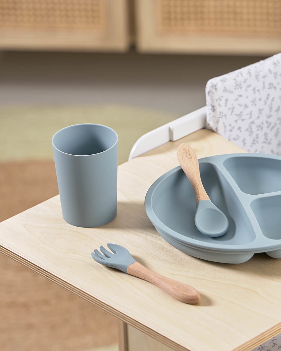 Epiphany plate and cutlery set in blue silicone and wood