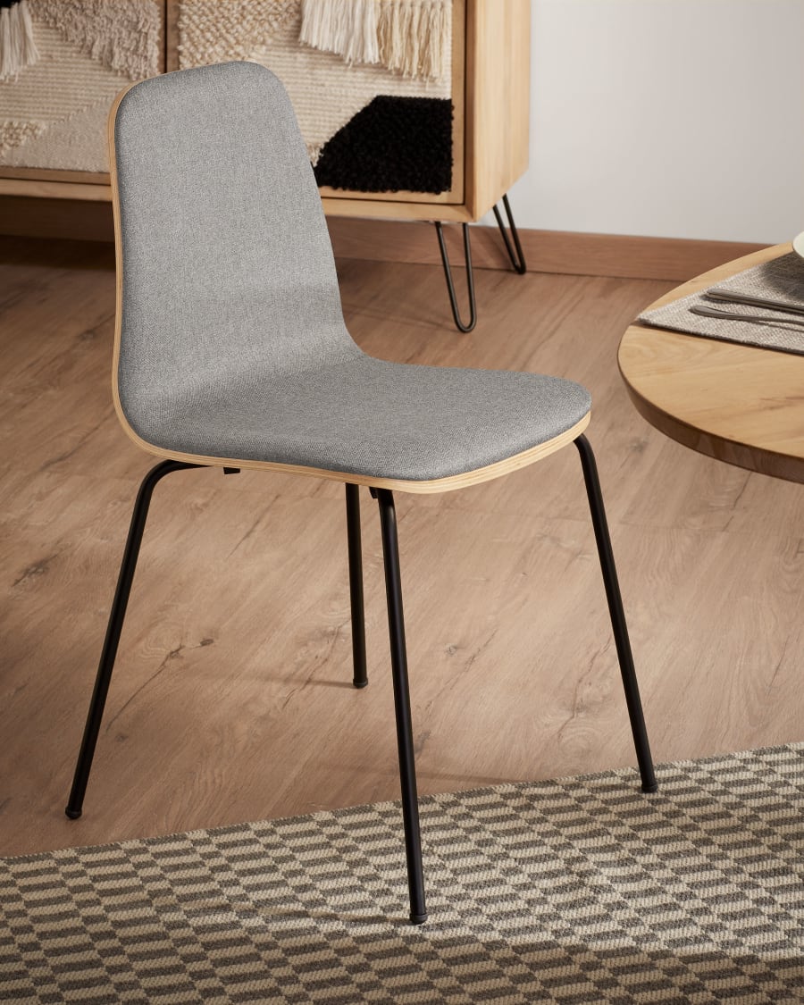 Καρέκλα Canele, γκρι και καπλαμάς δρυός σε φυσικό φινίρισμα