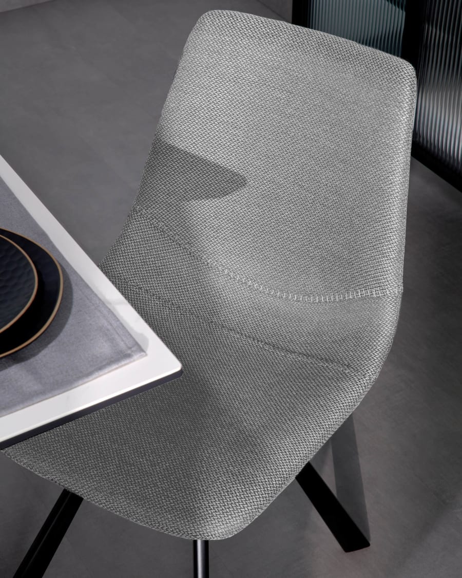 Καρέκλα Alve, ανοιχτό γκρι και μαύρα ατσάλινα πόδια