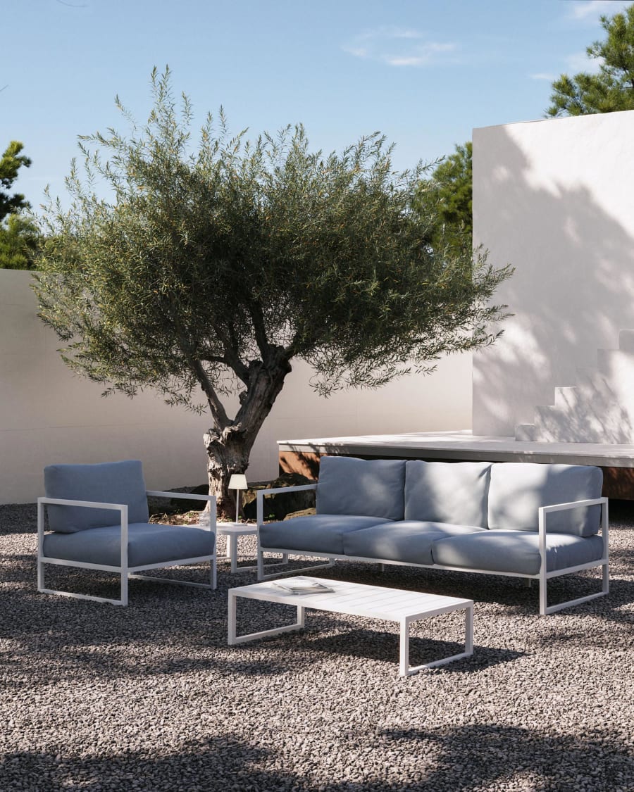 Comova 100% outdoor 3-seater sofa in blue and white aluminium, 222 cm