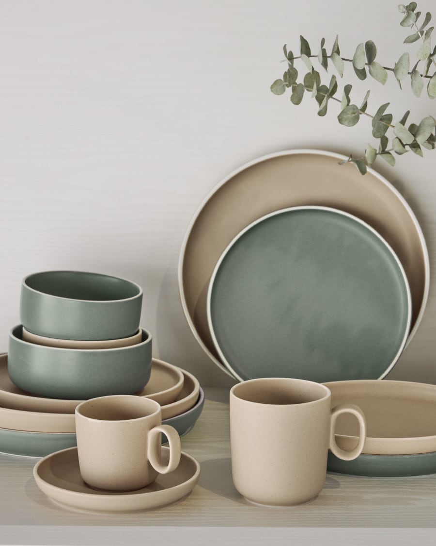Set of large and small Shun bowls in green porcelain