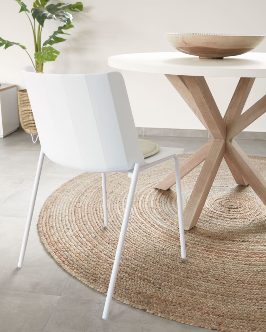 Outdoor Hannia white chair