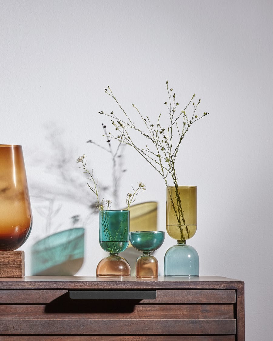 Medium Dibe Vase