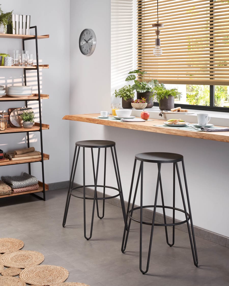 Madona barstool height 76 cm