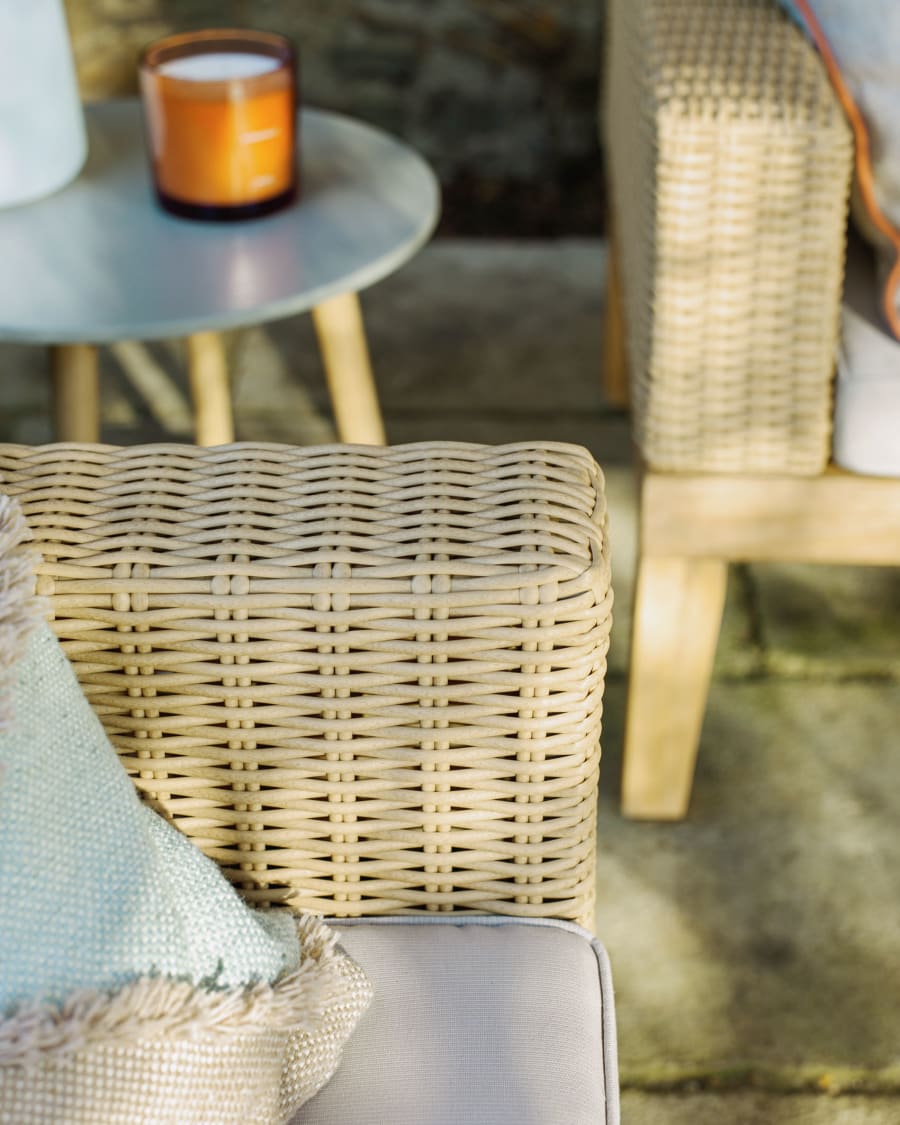 Giana armchair in solid acacia wood and rattan FSC 100%