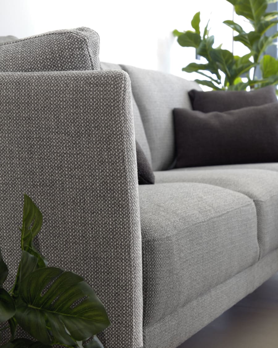 Gilma grey 3-seater sofa with right-hand chaise longue with legs in dark finish 260 cm