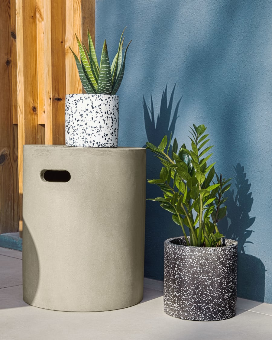 Set of two round Bransc pots Ø 20 cm / Ø 15 cm