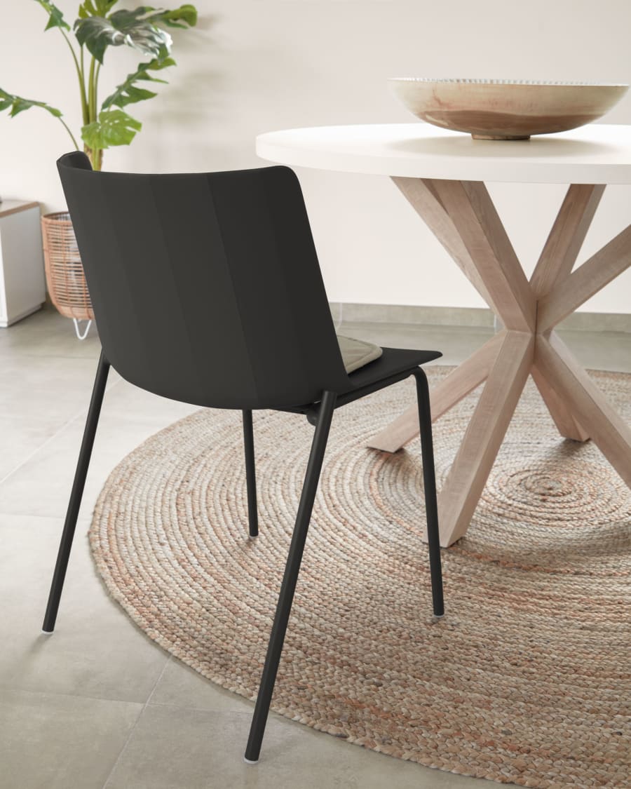 Outdoor Hannia black chair