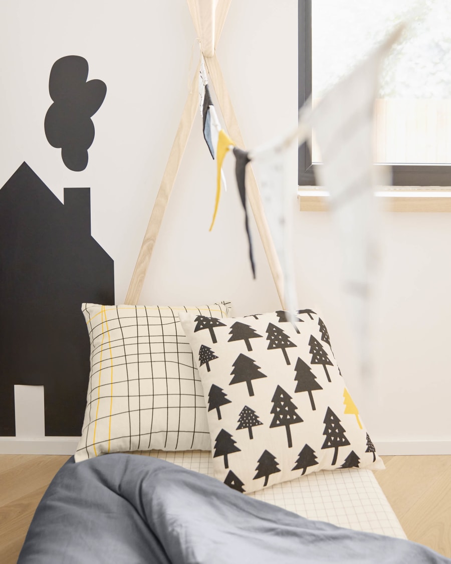Saori 100% organic cotton (GOTS) striped cushion cover in black and yellow 45 x 45 cm