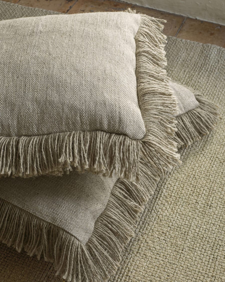 Delcie cotton and jute cushion cover with beige tassels 60 x 60 cm