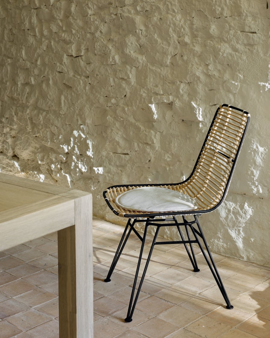 Chaise Tishana en rotin et acier noir