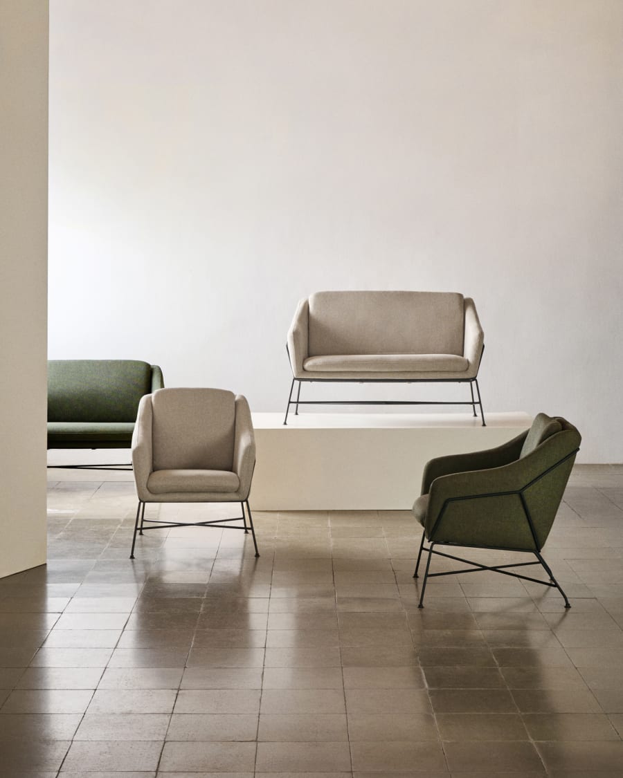 Brida 2-Sitzer-Sofa in Beige und Stahlbeine mit schwarzem Finish 128 cm