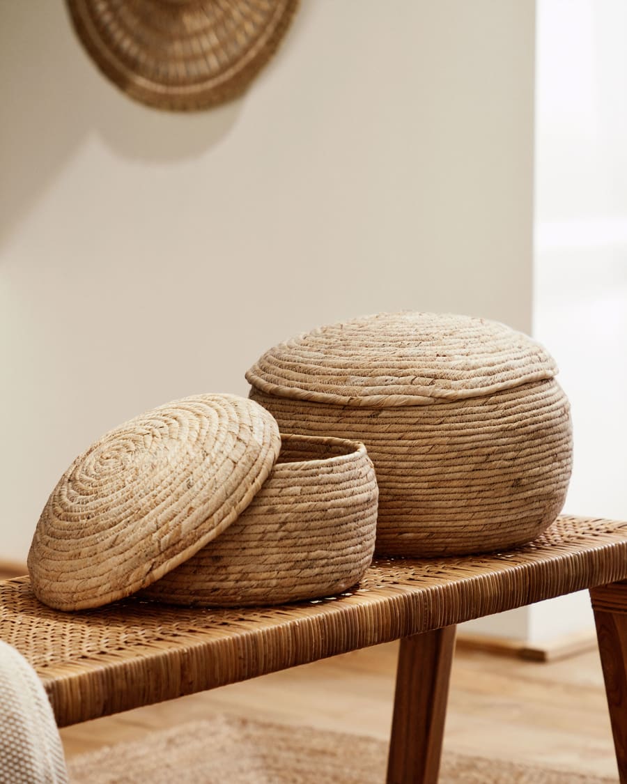 Sumy set of 2 corn leaf boxes, with a natural finish