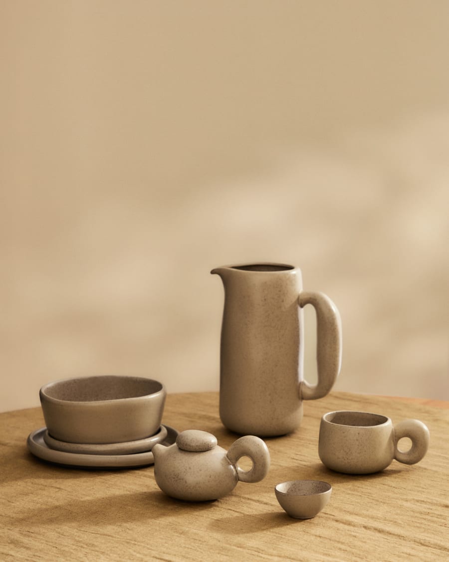 Tersilia jug in brown ceramic