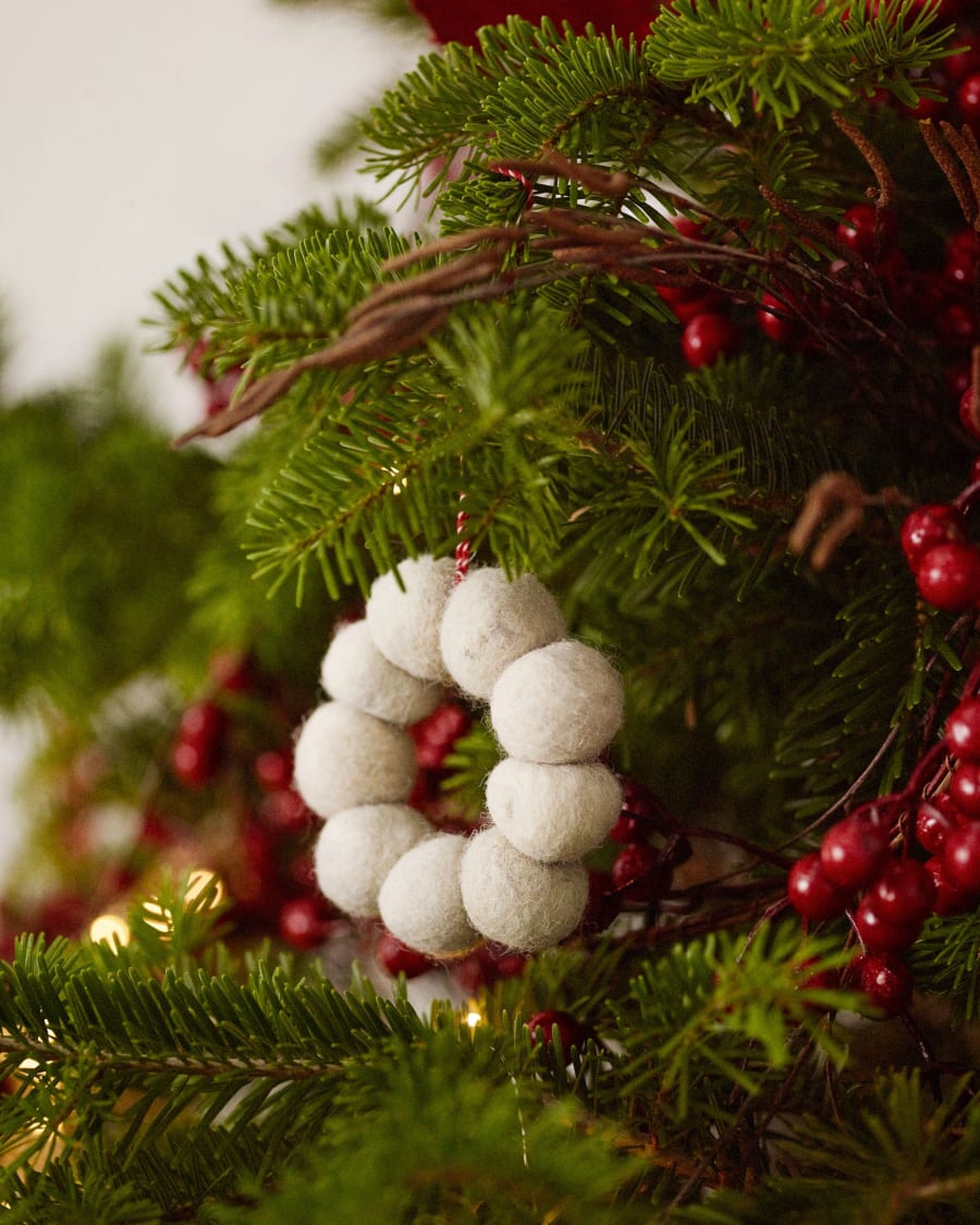 Κρεμαστό στολίδι Katherine, μπεζ τσόχα