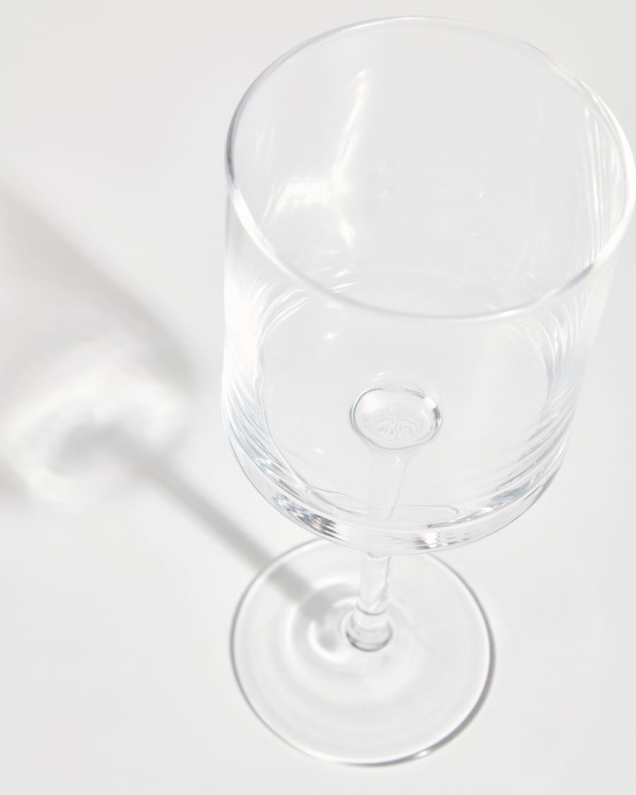 Yua wine glass made from transparent glass, 20 cl