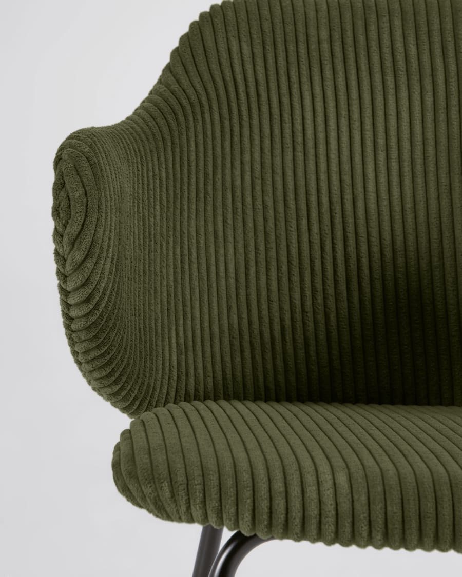 Suanne chair in dark green wide seam corduroy with steel legs with black finish