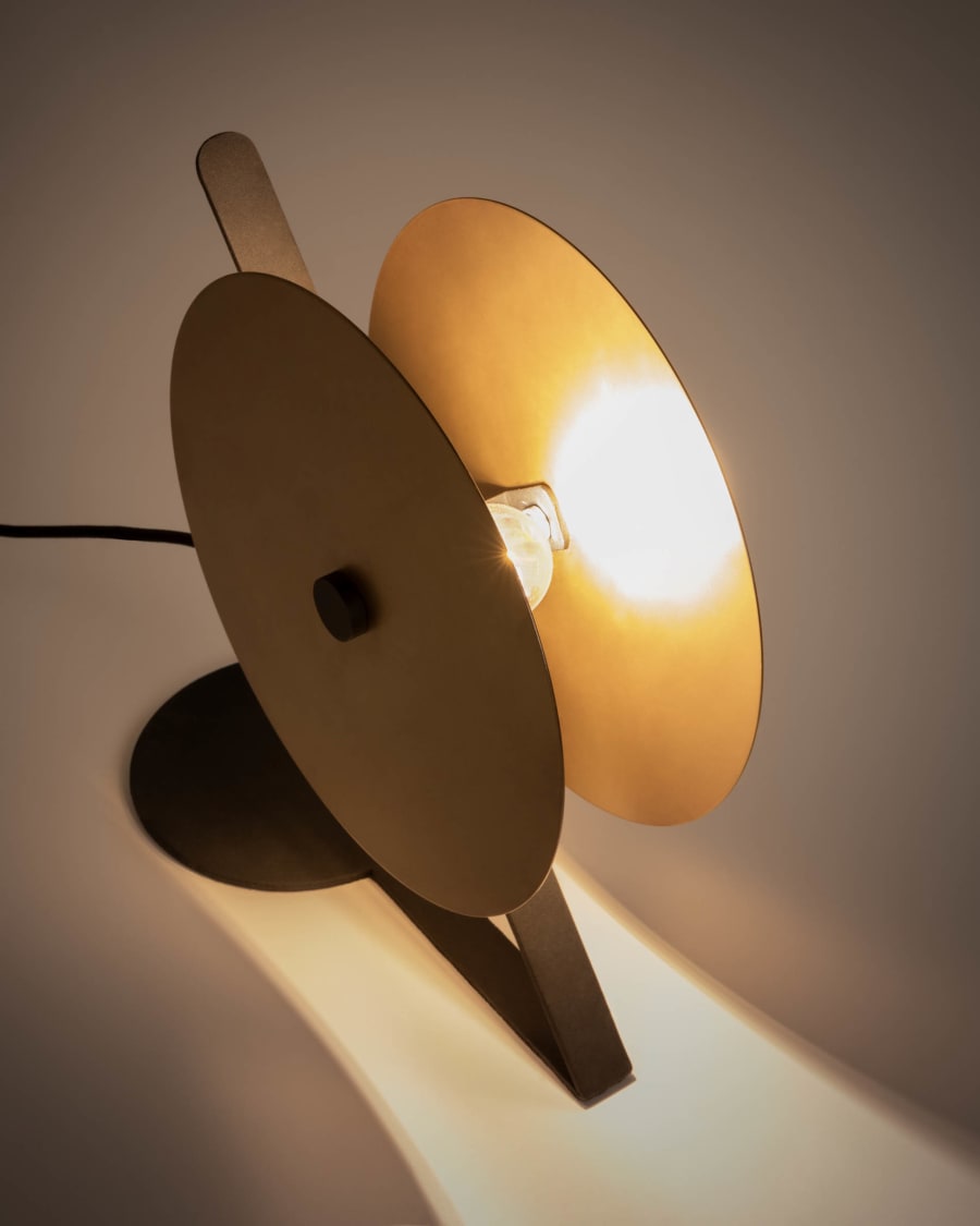 Namine table lamp