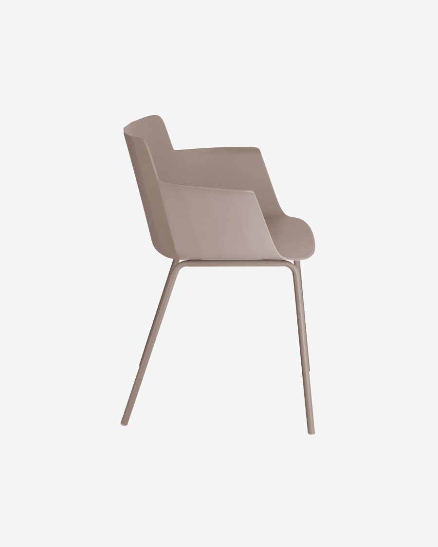 Outdoor Hannia brown chair with armrests