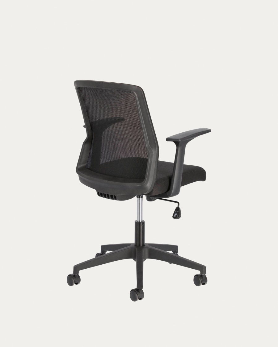 Nasia office chair in black and legs made of steel in black