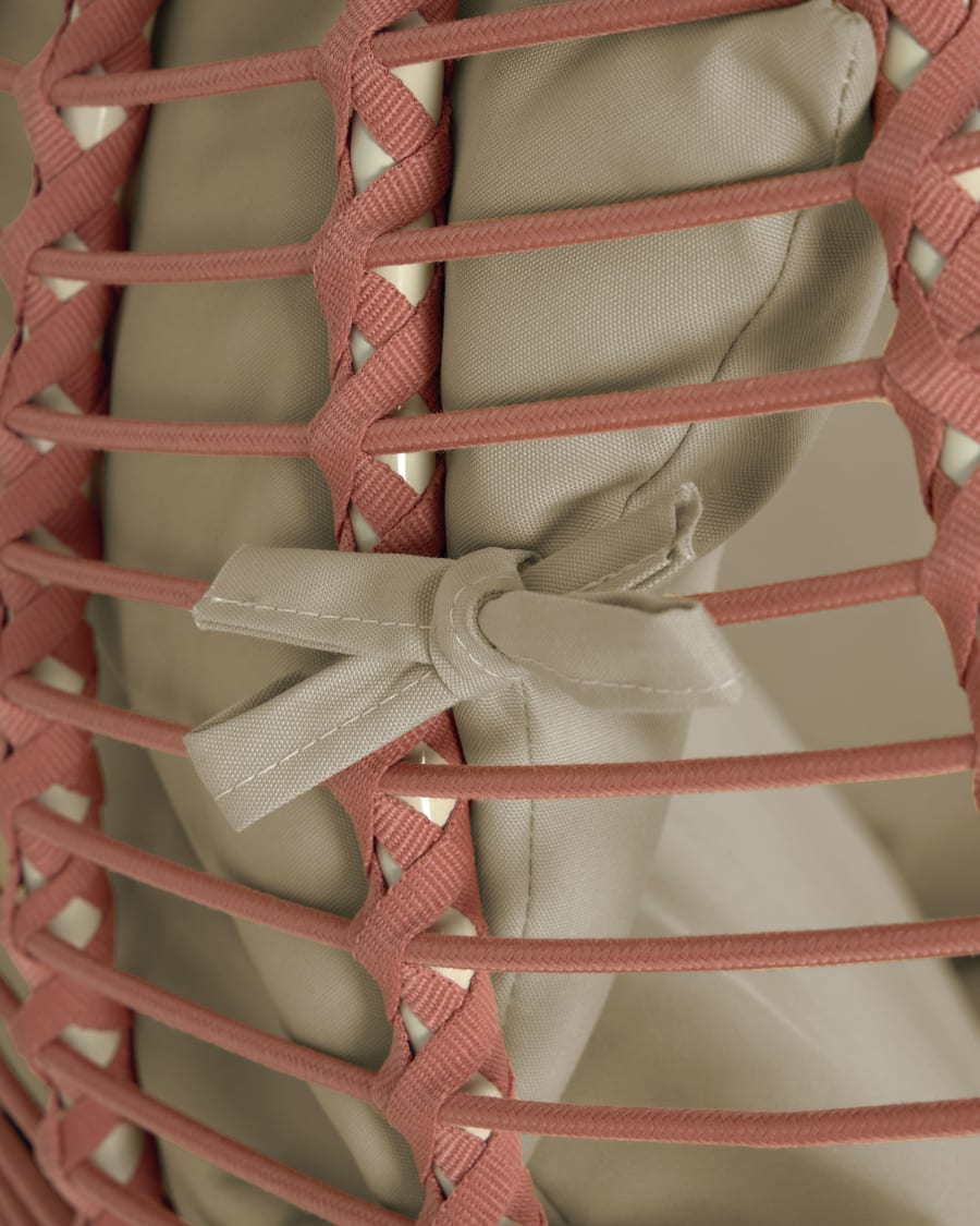 Elianis hanging chair with terracotta rope