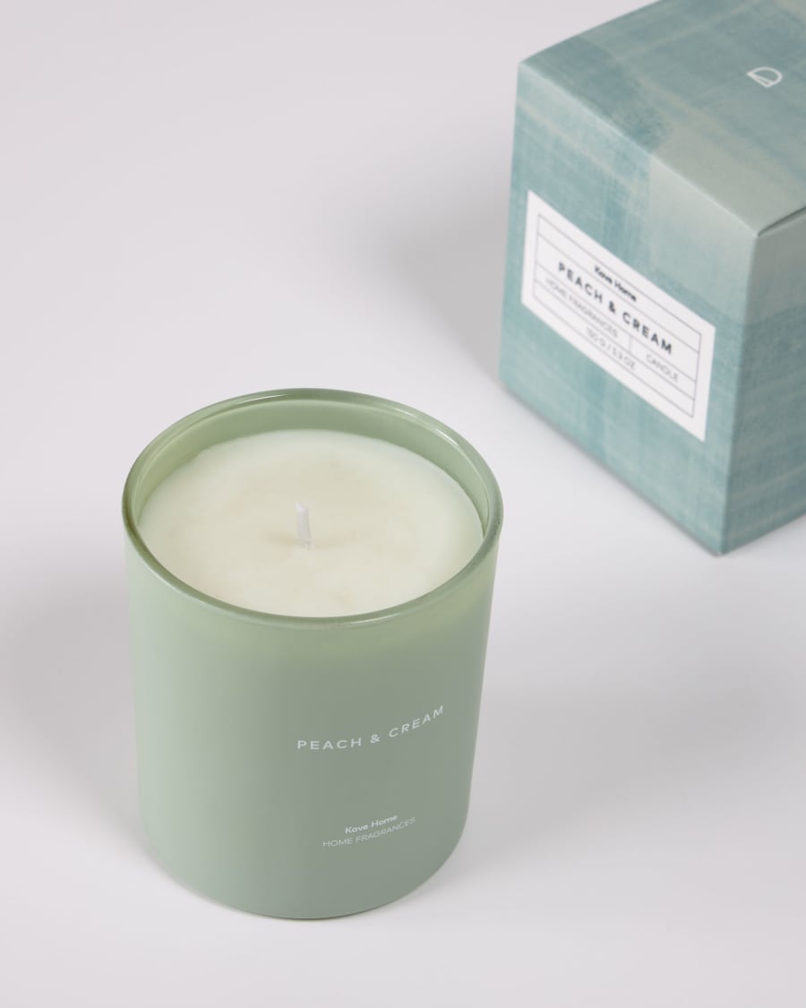 Peaches & Cream scented candle 150 g