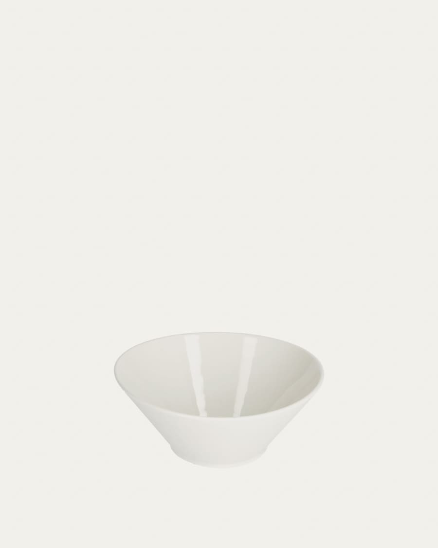 Pierina medium oval porcelain bowl in white