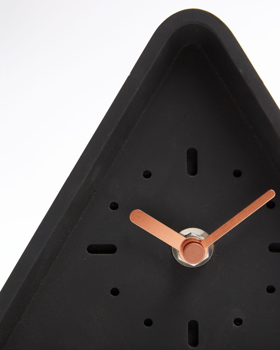 Reloj triangular Pari negro