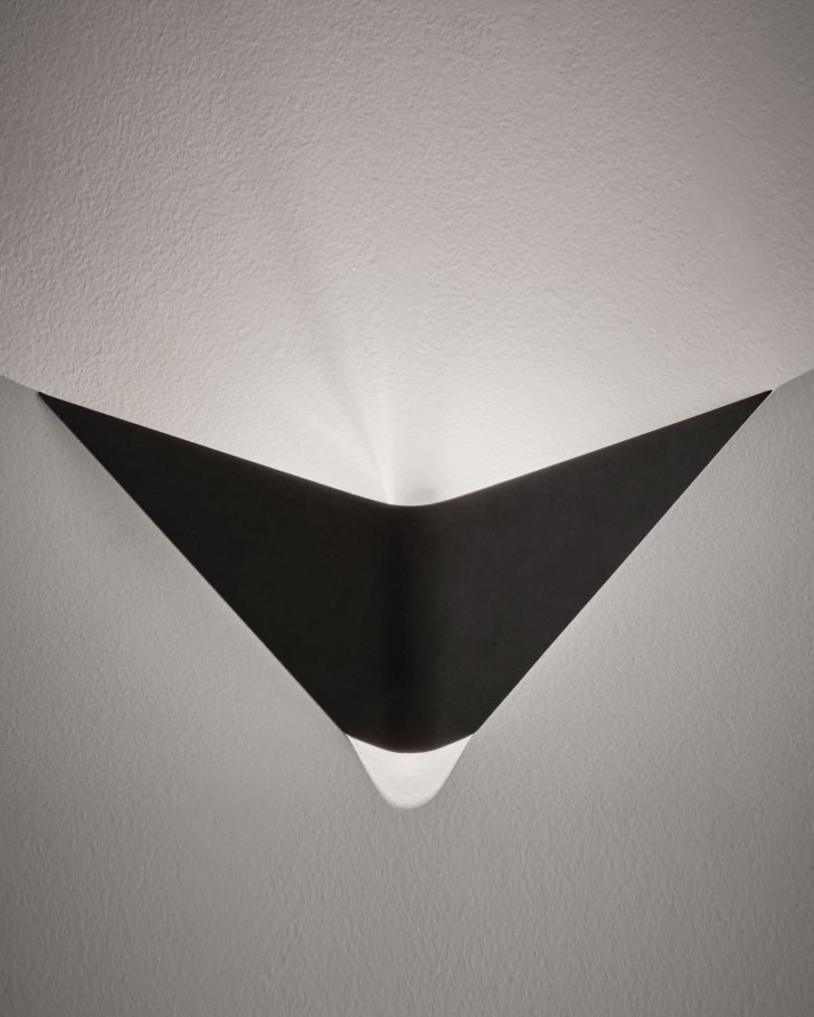 Ginebra wall lamp in black