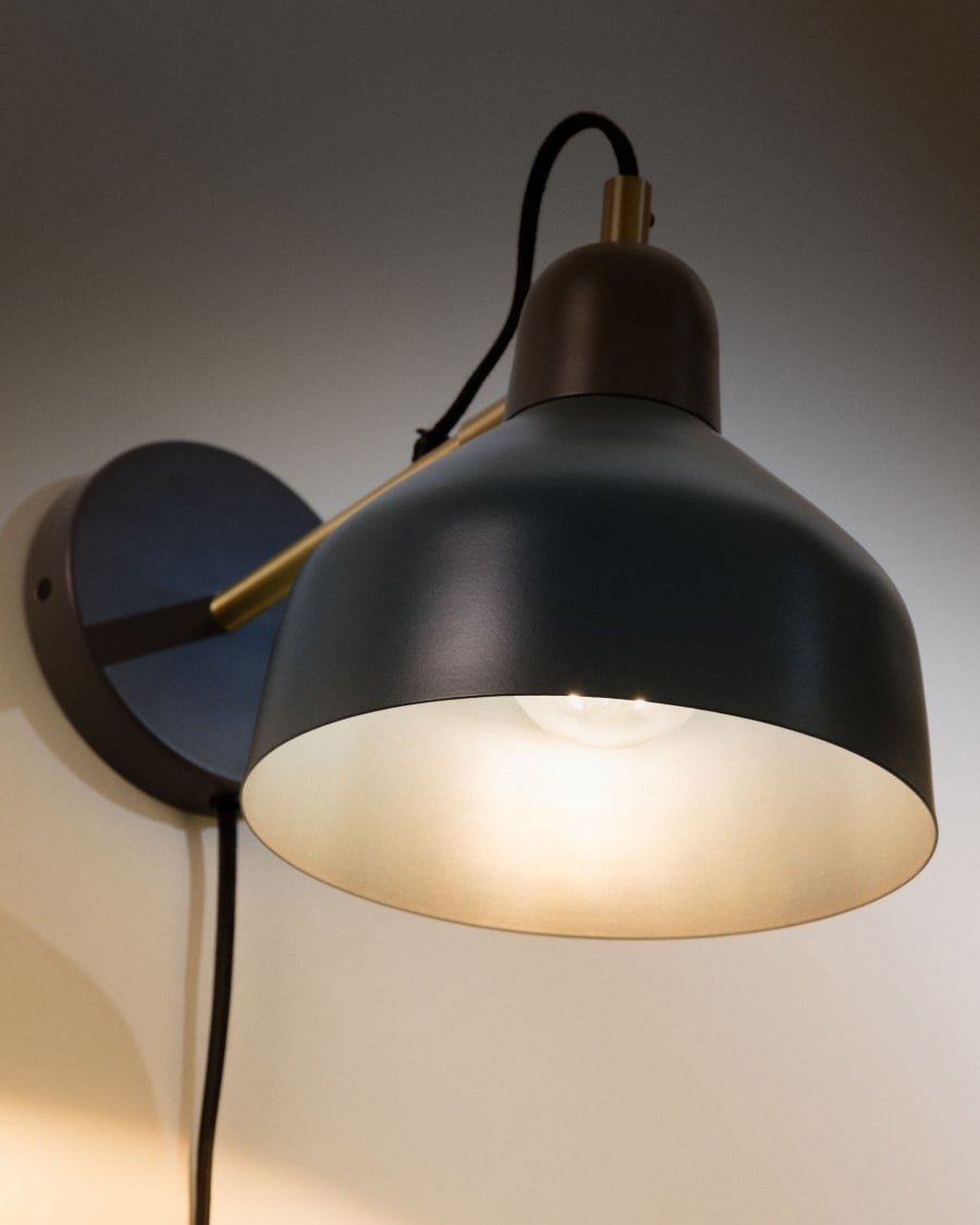 Olimpia metal wall light