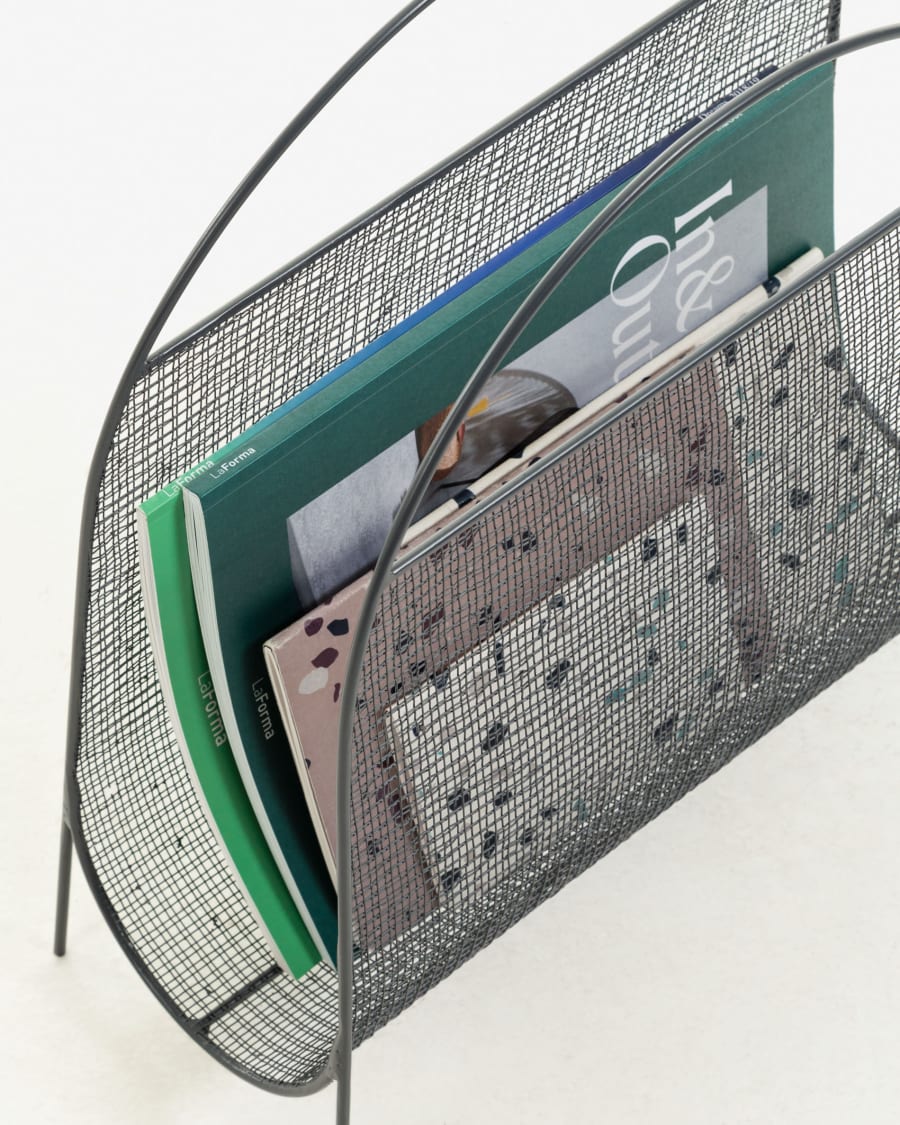 Aviva magazine holder