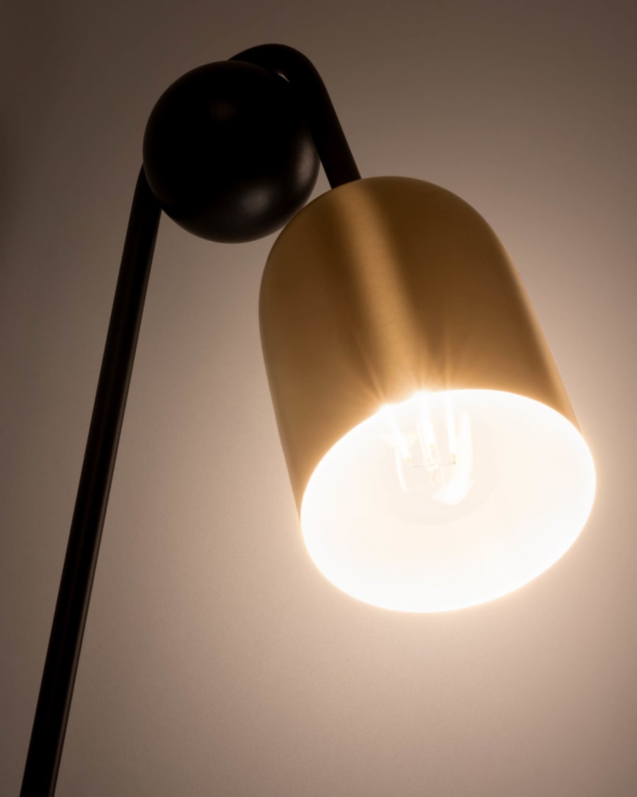 Natsumi metal and wood wall light