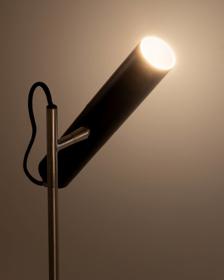 Maude table lamp