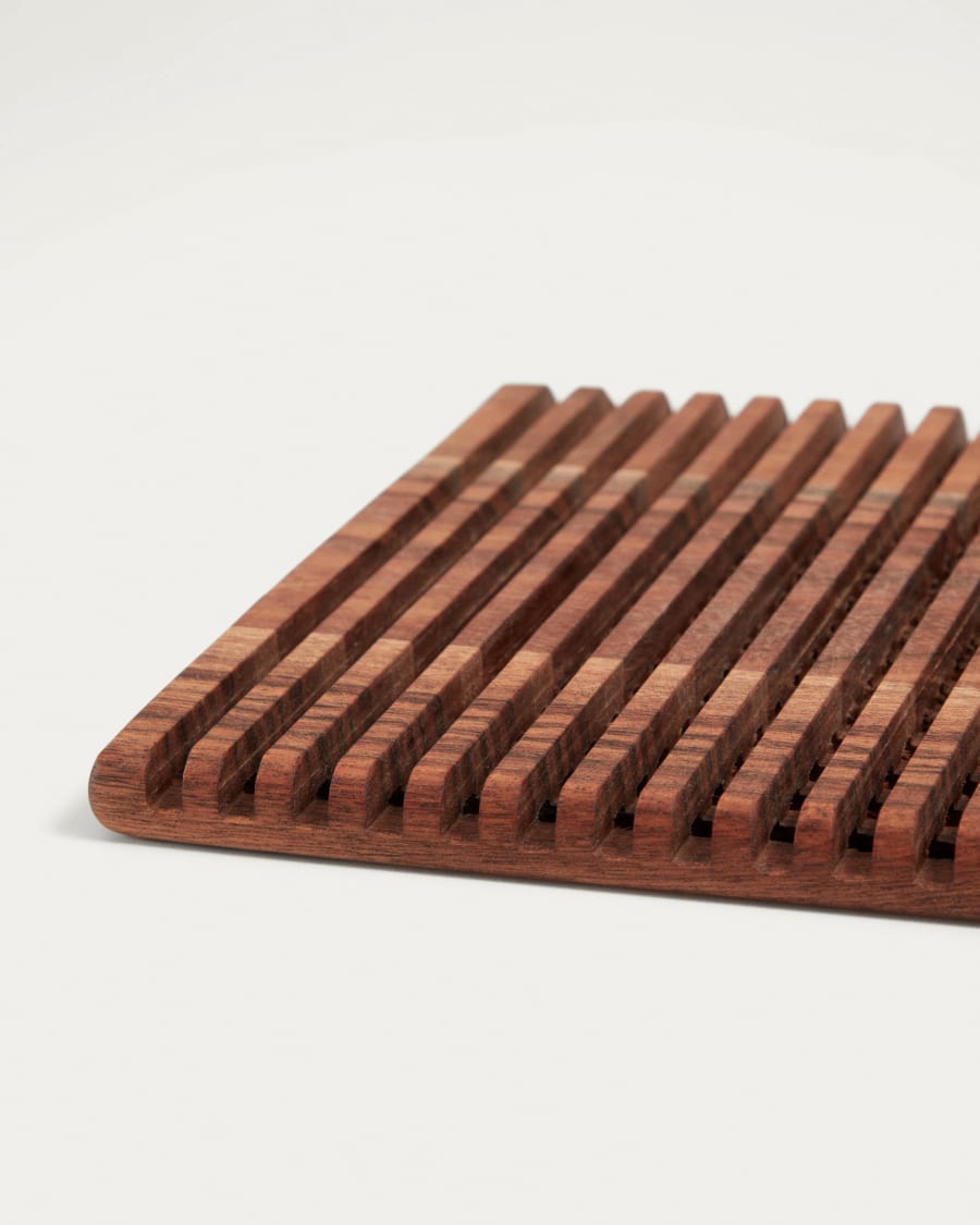 Melia trivet