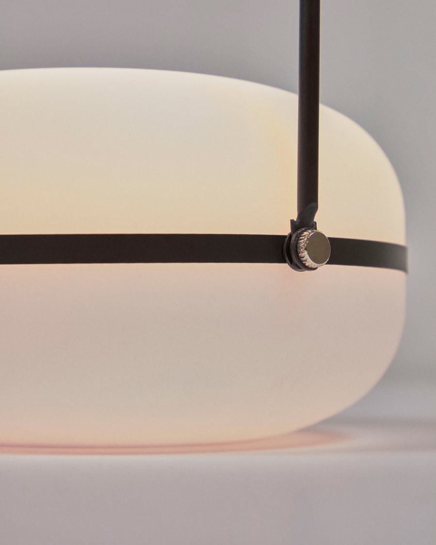 Tea table lamp in polythene and metal with black finish