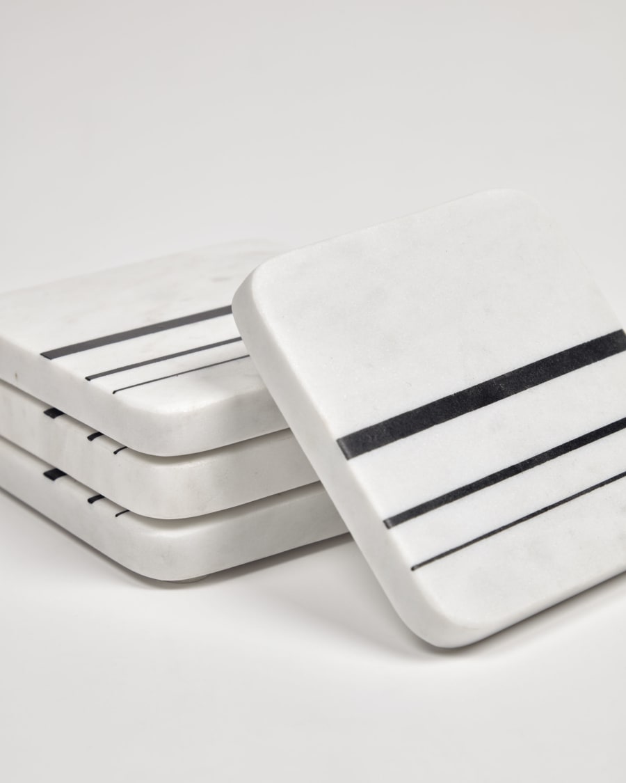 Tahina set of 4 coasters in white marble with black stripes