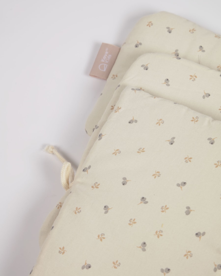 Yamile highchair cushion 100% organic cotton (GOTS) in beige with multicoloured leaves