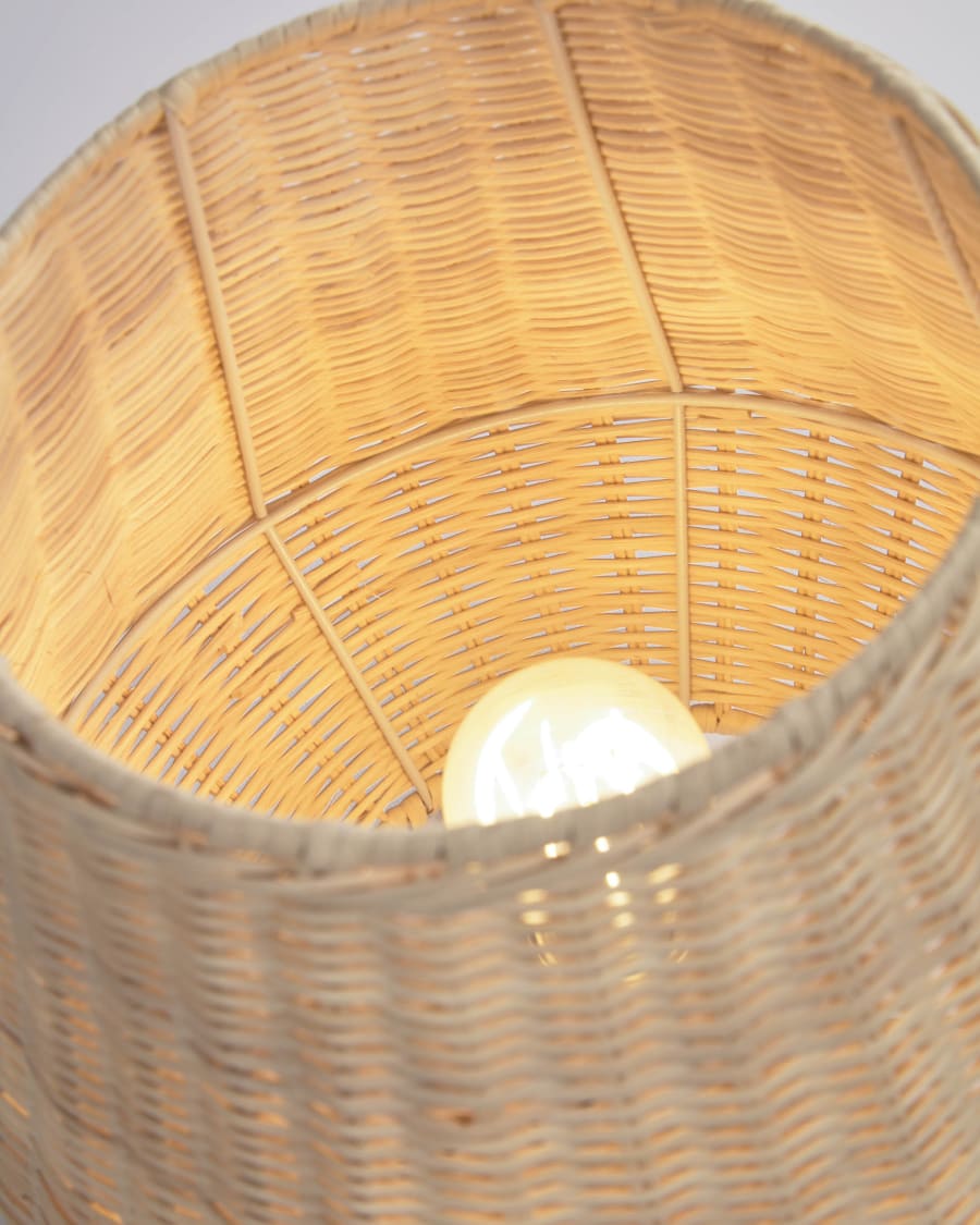 Small Kamaria table lamp in rattan with natural finish1
