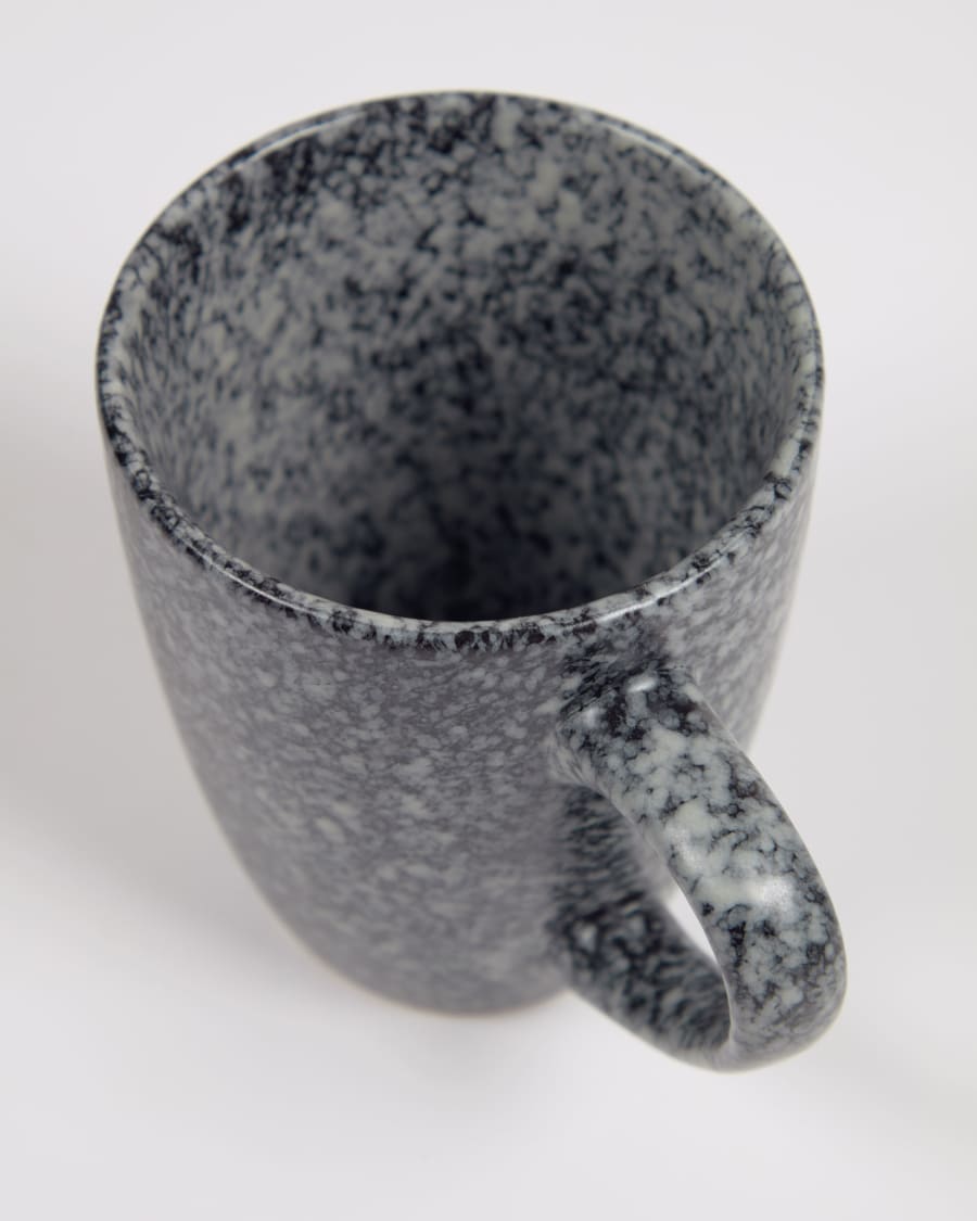 Airena ceramic cup in black