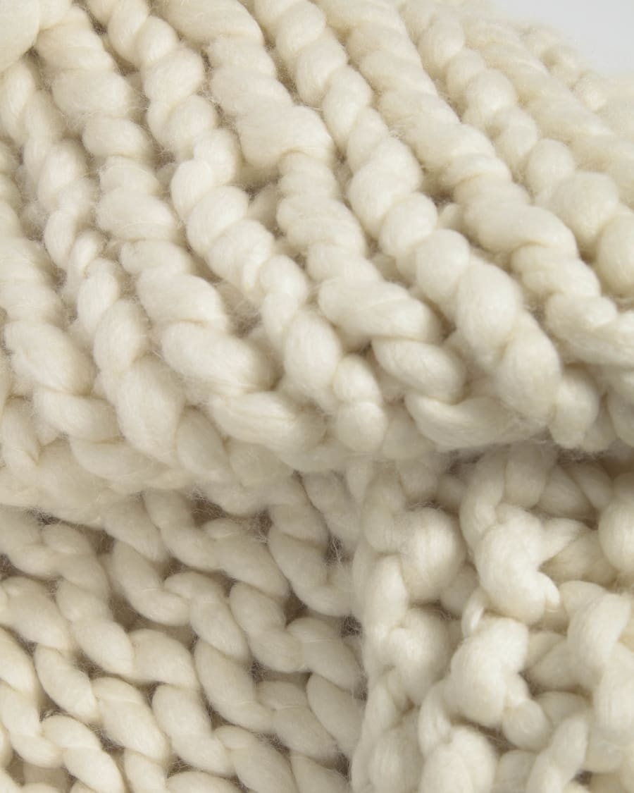 Adonia blanket in white, 125 x 150 cm