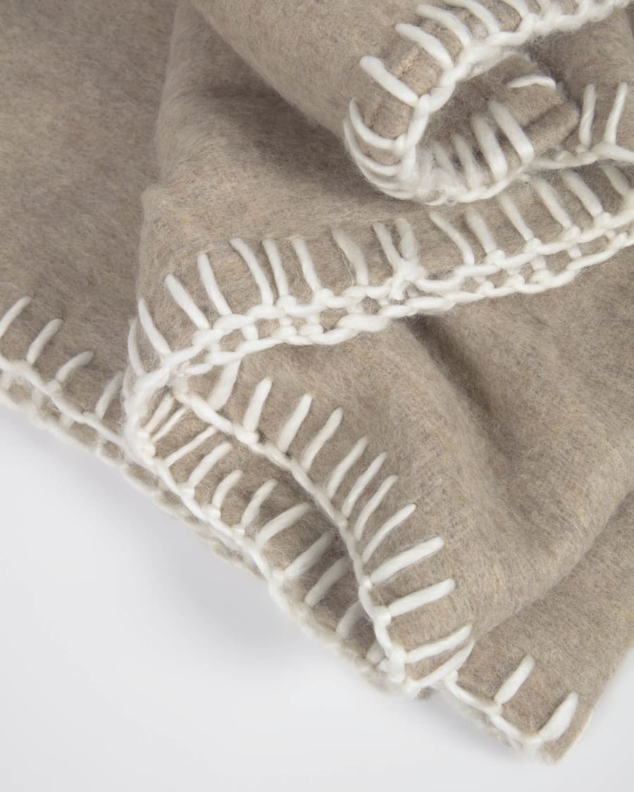 Augustina brown blanket 125 x 150 cm