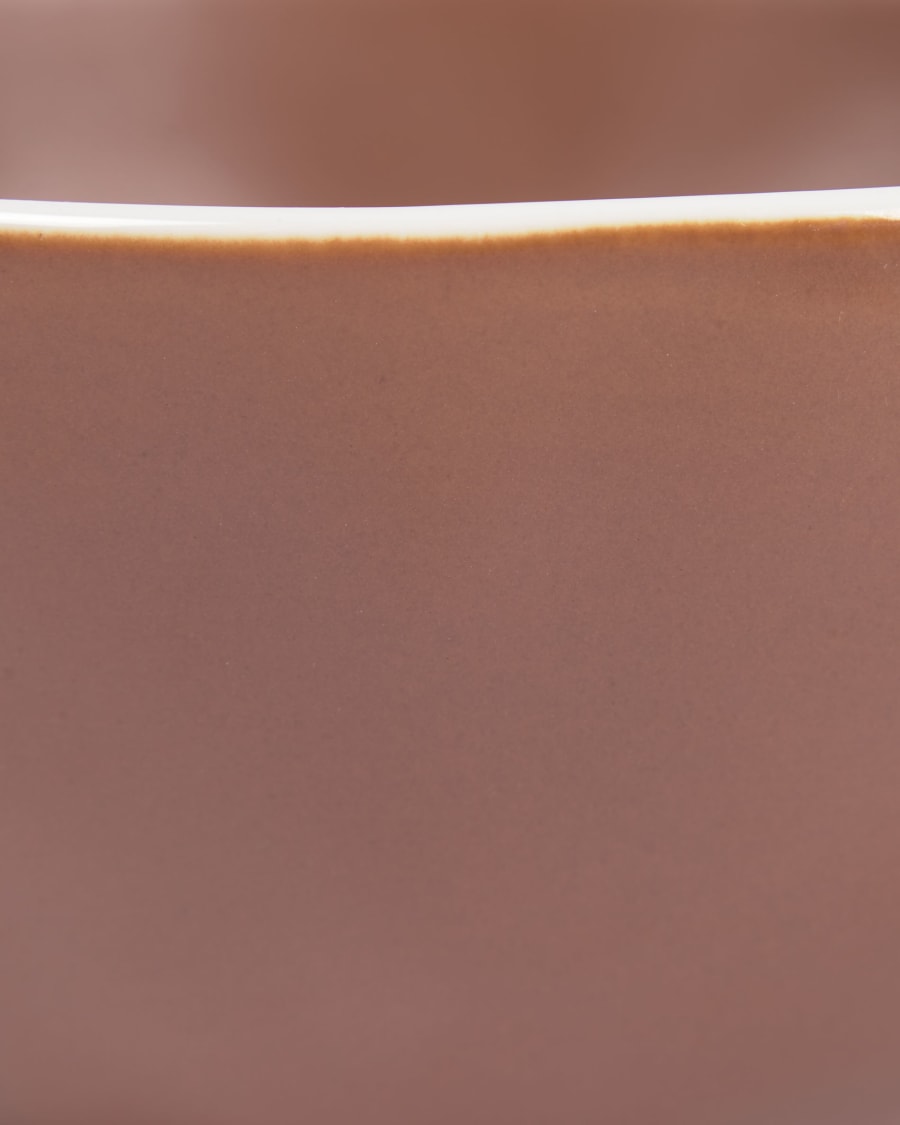 Rin bowl in brown ceramic