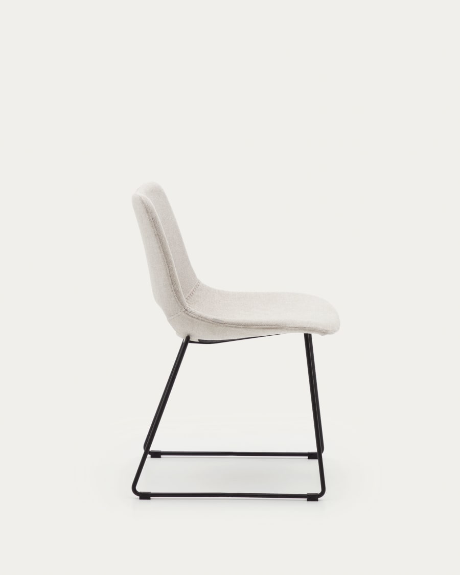 Zahara chair in beige with steel legs in a black finish