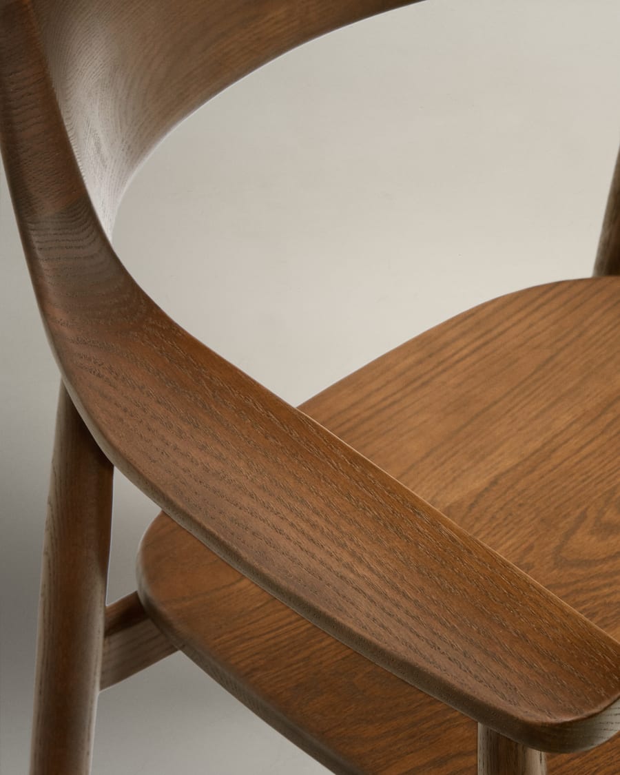 Fondes chair in solid oak wood with walnut finish FSC Mix Credit