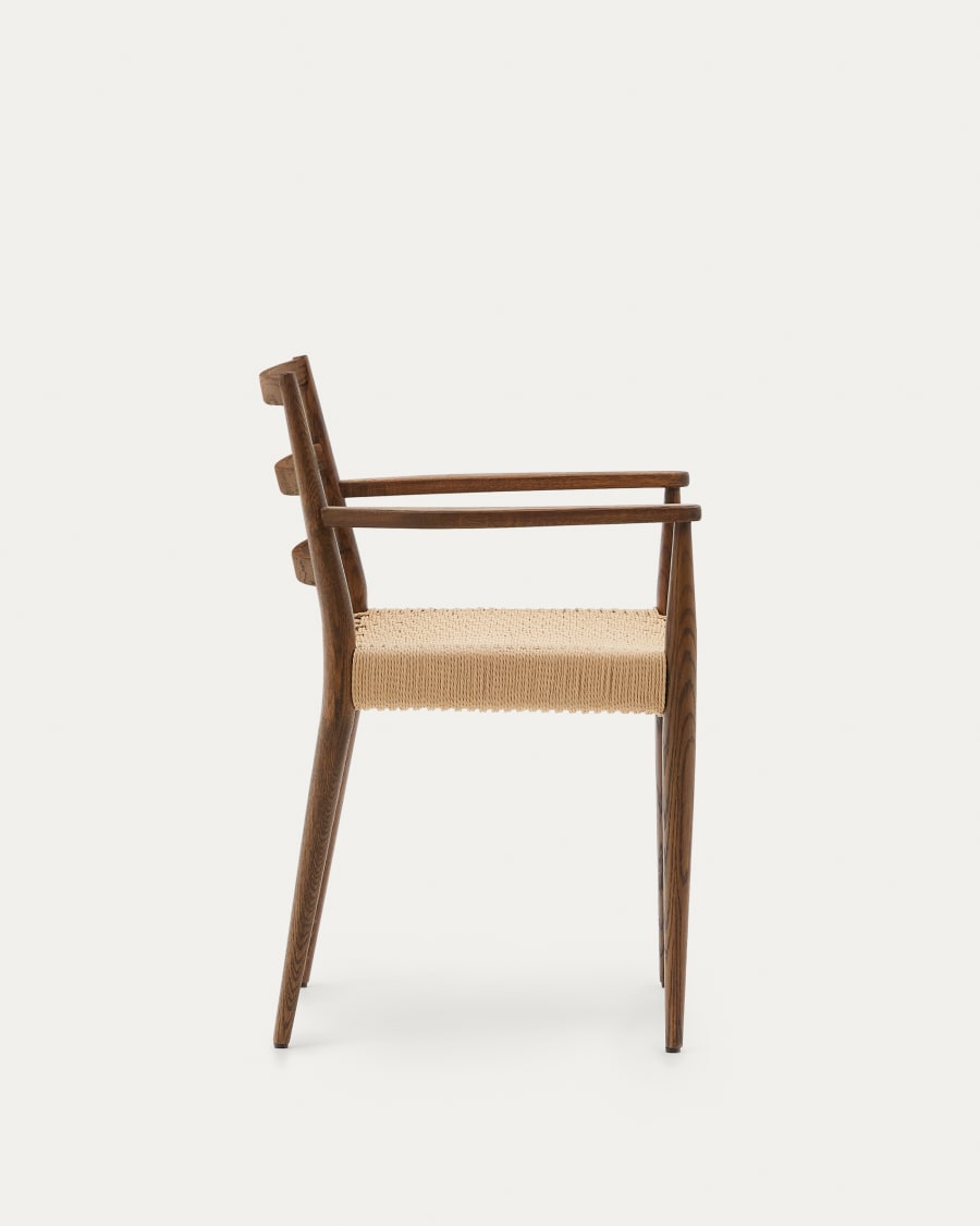 Analy chair with armrests in solid oak wood in a walnut finish and rope cord seat FSC 100%