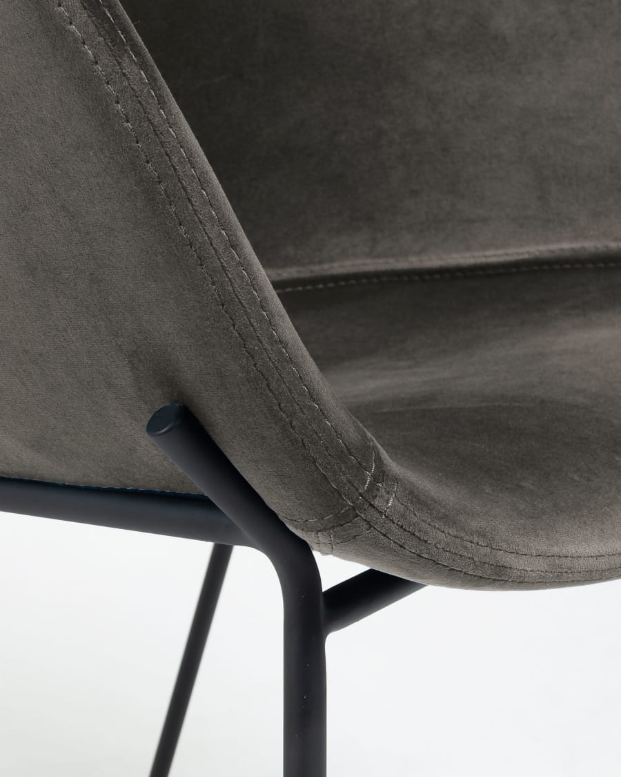 Καρέκλα Yvette, γκρι βελούδο, ατσάλι σε μαύρο φινίρισμα
