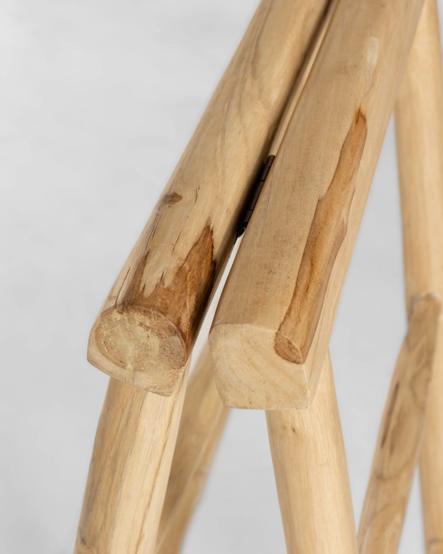 Marge towel rail